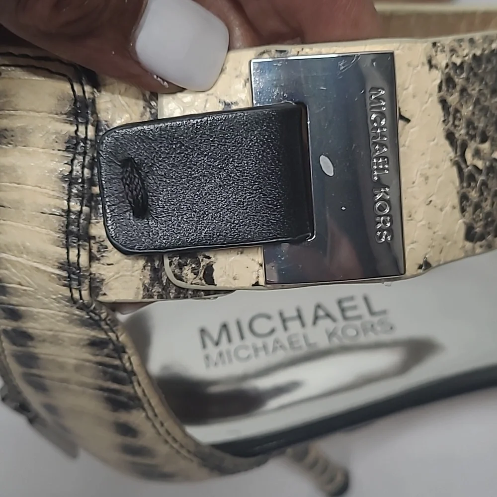 Michael Kors Women's Sandal - Picture 8 of 10